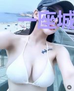 一座城及坟