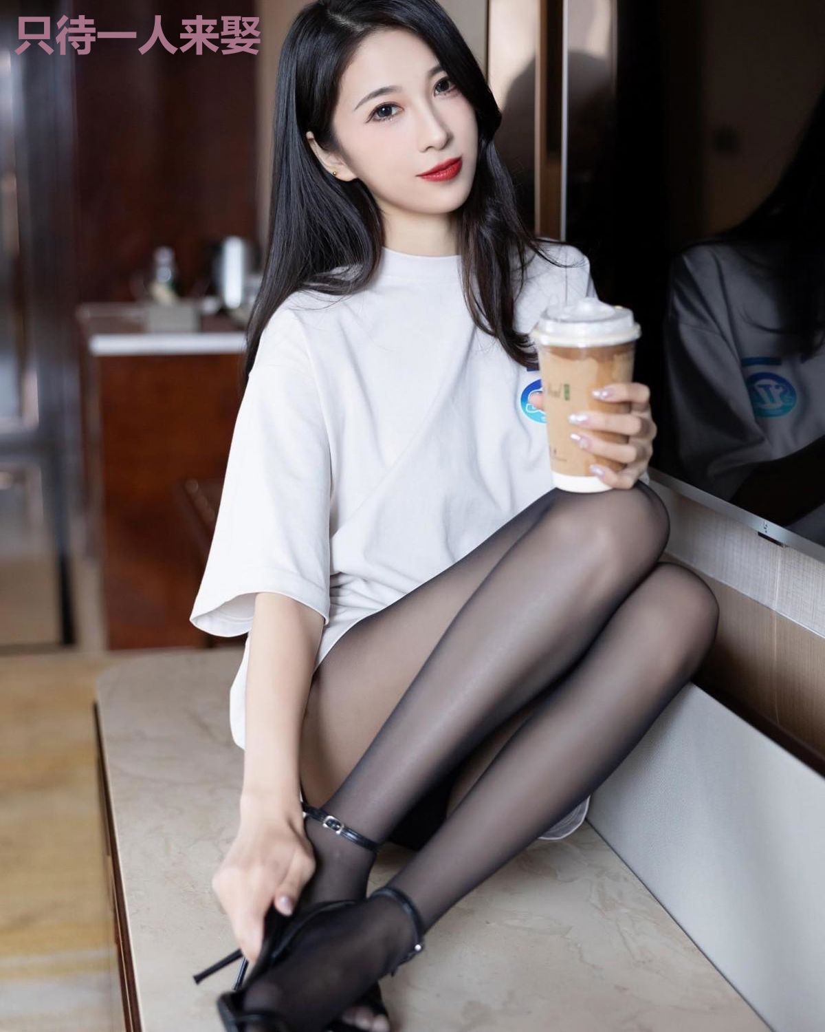 只待一人来娶