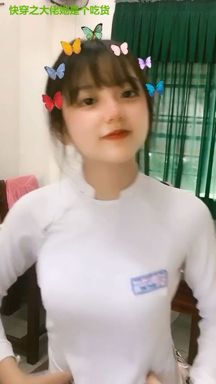 快穿之大佬她是个吃货